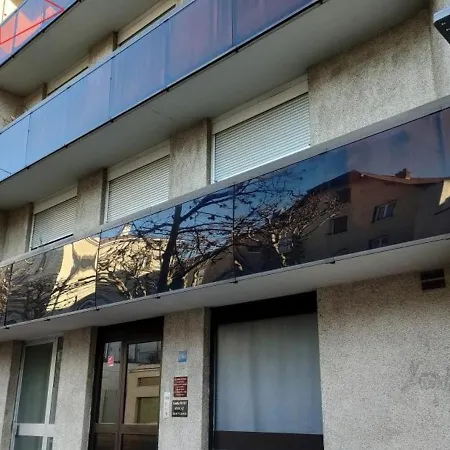 Moderne Avec Balcon, Parking Prive Et Espace Bien-etre A - Fr-1-496-269 Apartment *
