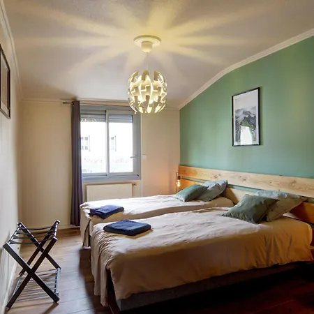 Moderne Avec Balcon, Parking Prive Et Espace Bien-etre A - Fr-1-496-269