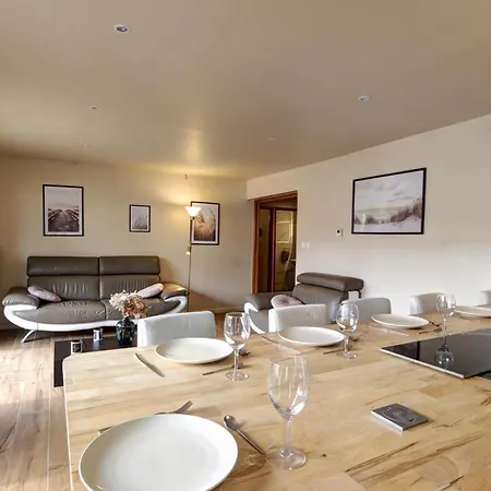 Apartment Moderne Avec Balcon, Parking Prive Et Espace Bien-etre A - Fr-1-496-269 *